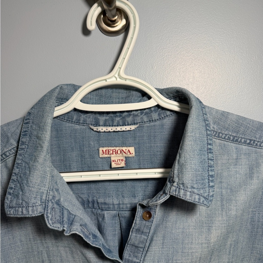 Merona Light Blue Chambray 3/4 Button Down Shirt women’s XL - Picture 2 of 8